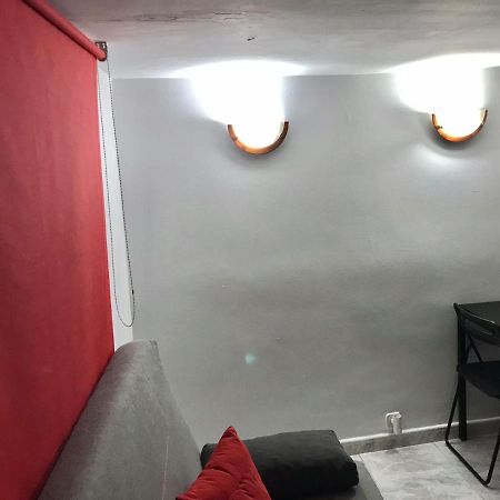 Agradable Apartamento En Zona Malasana Madrid Apartment Екстериор снимка
