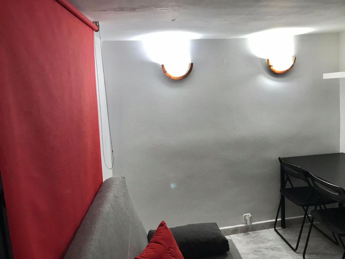 Agradable Apartamento En Zona Malasana Madrid Apartment Екстериор снимка