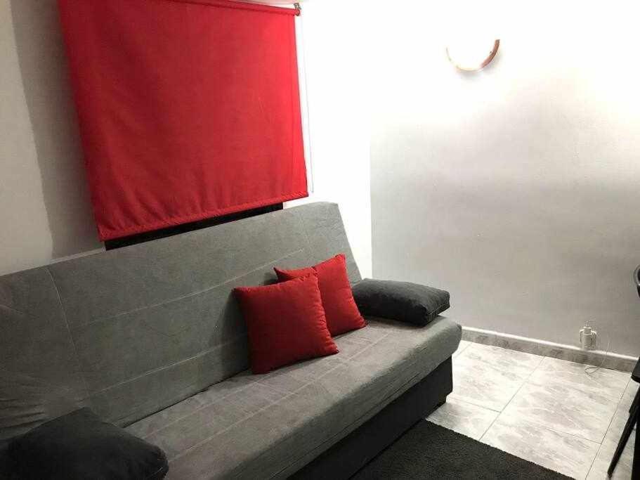 Agradable Apartamento En Zona Malasana Madrid Apartment Екстериор снимка